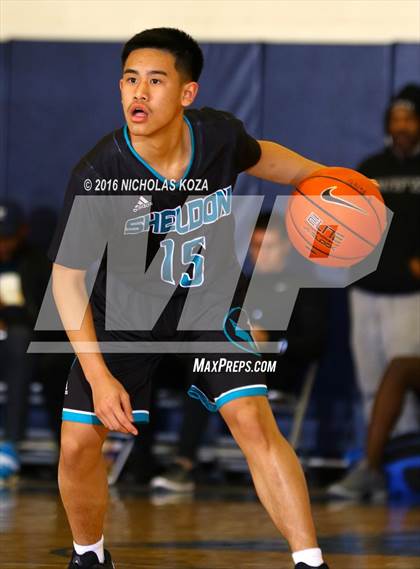 Thumbnail 3 in Harvard-Westlake vs. Sheldon (Tarkanian Classic) photogallery.