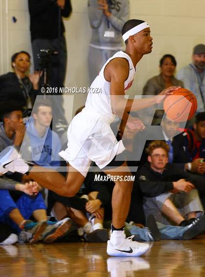 Thumbnail 3 in Harvard-Westlake vs. Sheldon (Tarkanian Classic) photogallery.