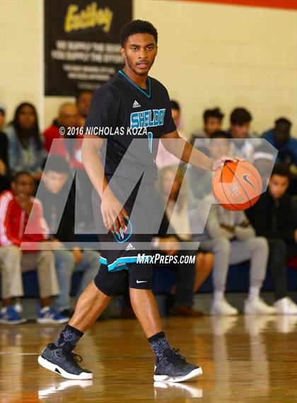 Thumbnail 1 in Harvard-Westlake vs. Sheldon (Tarkanian Classic) photogallery.