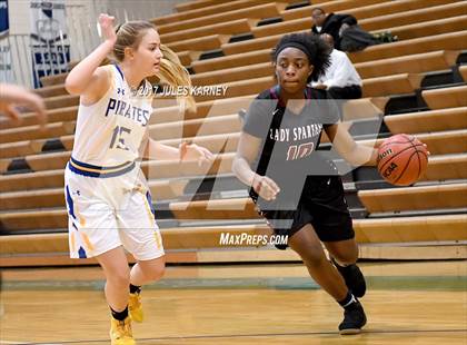 Thumbnail 2 in Moapa Valley vs Cimarron-Memorial (Gator Winter Classic) photogallery.
