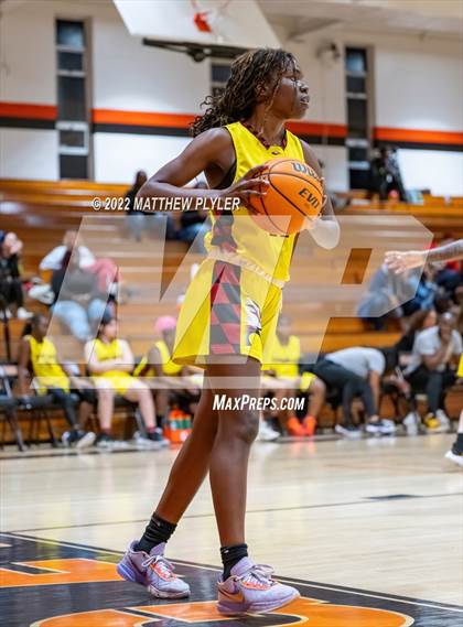 Thumbnail 2 in E.E. Smith vs Douglas Byrd (Cumberland County Holiday Classic) photogallery.