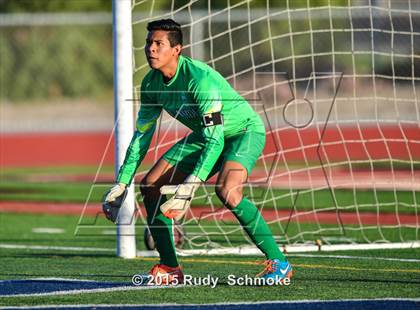 Thumbnail 2 in Oceanside vs. Mater Dei Catholic (CIF SDS D2 Final) photogallery.