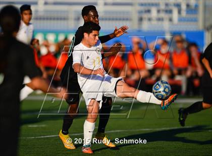 Thumbnail 2 in Oceanside vs. Mater Dei Catholic (CIF SDS D2 Final) photogallery.