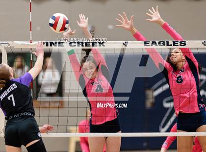 Thumbnail 2 in Pine Creek vs. Douglas County (CHSAA 5A Region 6) photogallery.