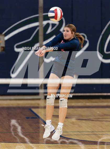 Thumbnail 3 in Pine Creek vs. Douglas County (CHSAA 5A Region 6) photogallery.