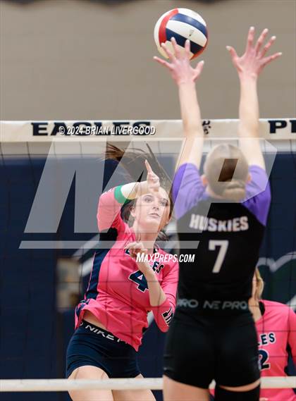 Thumbnail 3 in Pine Creek vs. Douglas County (CHSAA 5A Region 6) photogallery.