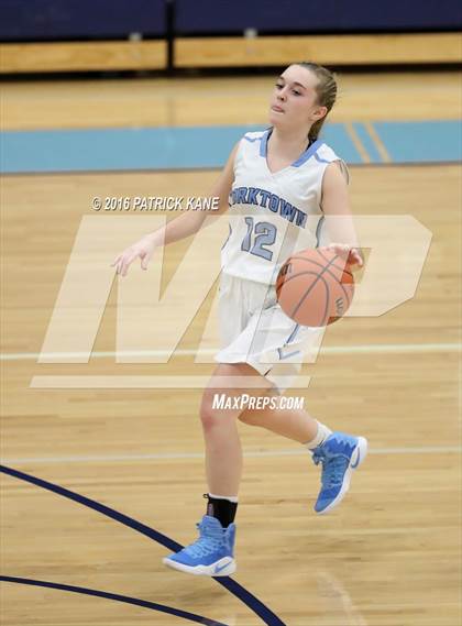 Thumbnail 1 in Westfield @ Yorktown photogallery.