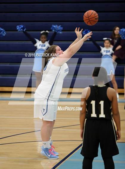 Thumbnail 2 in Westfield @ Yorktown photogallery.