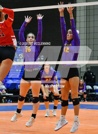 Thumbnail 2 in Mansfield vs. Lavaca (AAA 2A State Final) photogallery.