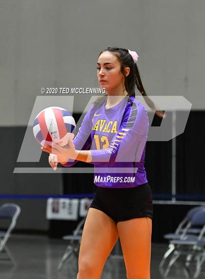 Thumbnail 3 in Mansfield vs. Lavaca (AAA 2A State Final) photogallery.