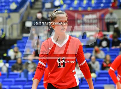 Thumbnail 1 in Mansfield vs. Lavaca (AAA 2A State Final) photogallery.