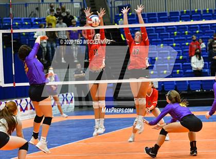 Thumbnail 2 in Mansfield vs. Lavaca (AAA 2A State Final) photogallery.