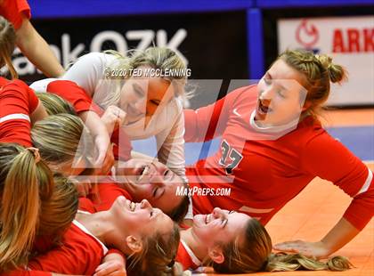 Thumbnail 1 in Mansfield vs. Lavaca (AAA 2A State Final) photogallery.