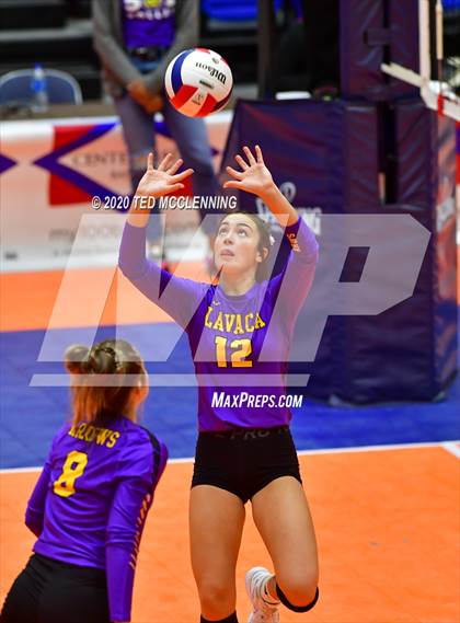 Thumbnail 3 in Mansfield vs. Lavaca (AAA 2A State Final) photogallery.