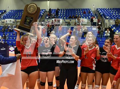 Thumbnail 2 in Mansfield vs. Lavaca (AAA 2A State Final) photogallery.