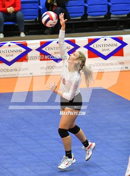 Thumbnail 1 in Mansfield vs. Lavaca (AAA 2A State Final) photogallery.