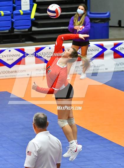 Thumbnail 1 in Mansfield vs. Lavaca (AAA 2A State Final) photogallery.