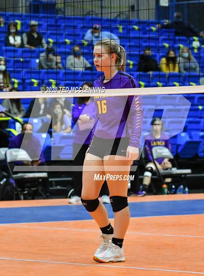 Thumbnail 1 in Mansfield vs. Lavaca (AAA 2A State Final) photogallery.