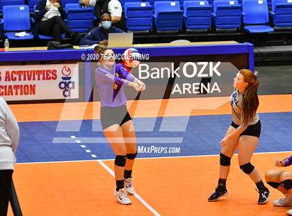 Thumbnail 1 in Mansfield vs. Lavaca (AAA 2A State Final) photogallery.