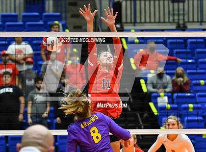 Thumbnail 3 in Mansfield vs. Lavaca (AAA 2A State Final) photogallery.