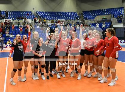 Thumbnail 3 in Mansfield vs. Lavaca (AAA 2A State Final) photogallery.