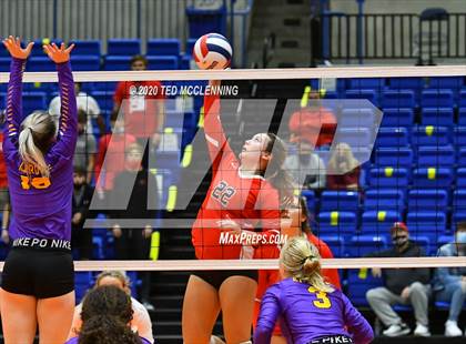 Thumbnail 2 in Mansfield vs. Lavaca (AAA 2A State Final) photogallery.