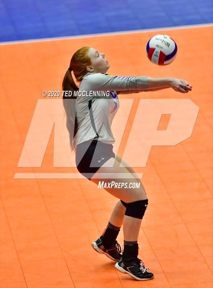 Thumbnail 1 in Mansfield vs. Lavaca (AAA 2A State Final) photogallery.