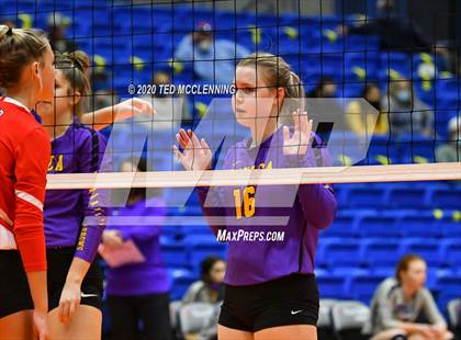 Thumbnail 3 in Mansfield vs. Lavaca (AAA 2A State Final) photogallery.