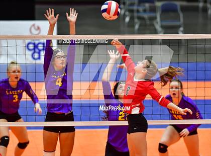Thumbnail 3 in Mansfield vs. Lavaca (AAA 2A State Final) photogallery.