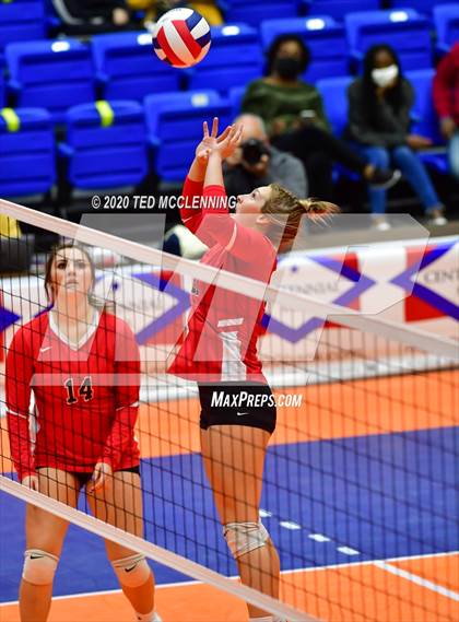 Thumbnail 2 in Mansfield vs. Lavaca (AAA 2A State Final) photogallery.