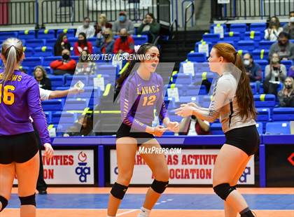 Thumbnail 1 in Mansfield vs. Lavaca (AAA 2A State Final) photogallery.