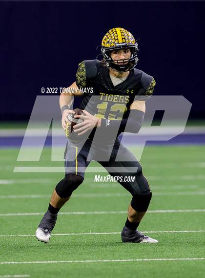 Thumbnail 2 in Brock vs. Malakoff (UIL 3A Divsion 1 State Semifinal Playoff) photogallery.