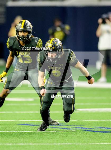 Thumbnail 1 in Brock vs. Malakoff (UIL 3A Divsion 1 State Semifinal Playoff) photogallery.