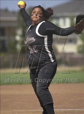 Thumbnail 3 in Florin vs. Livingston (Folsom Bulldog Classic) photogallery.