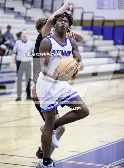 Thumbnail 3 in Liberty vs O'Connor photogallery.