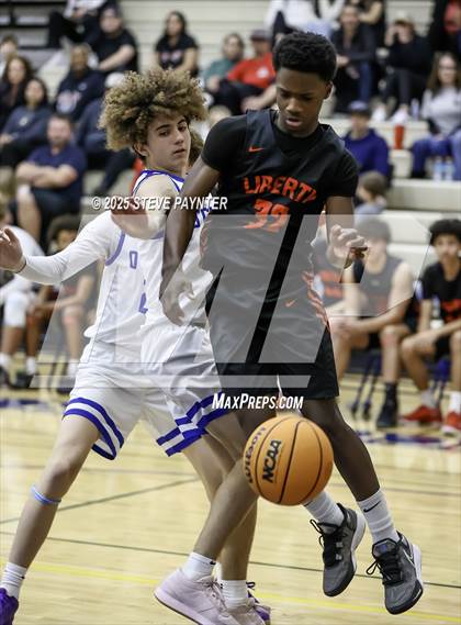 Thumbnail 3 in Liberty vs O'Connor photogallery.