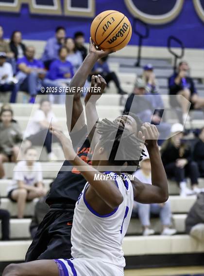 Thumbnail 3 in Liberty vs O'Connor photogallery.