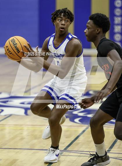 Thumbnail 1 in Liberty vs O'Connor photogallery.