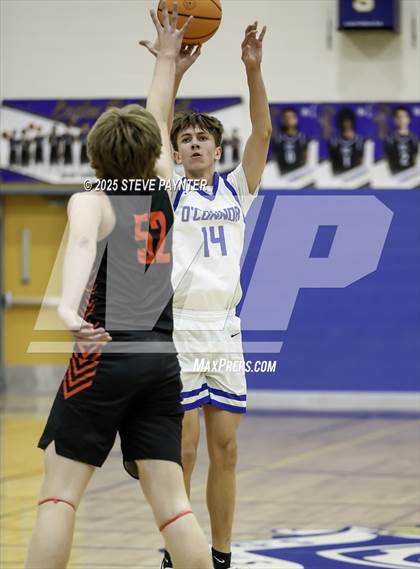 Thumbnail 3 in Liberty vs O'Connor photogallery.