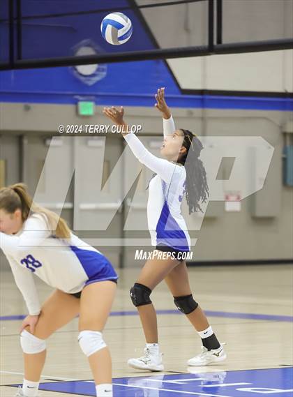 Thumbnail 2 in Mountain View @ Bingham (Sophomore) photogallery.