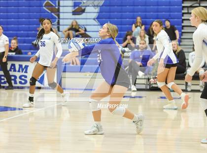 Thumbnail 3 in Mountain View @ Bingham (Sophomore) photogallery.