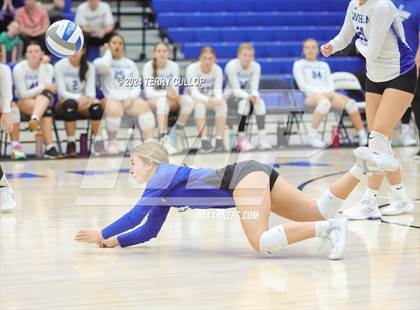 Thumbnail 2 in Mountain View @ Bingham (Sophomore) photogallery.