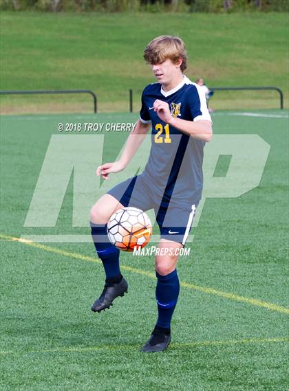 Thumbnail 2 in Carmel Christian vs Davidson Day photogallery.