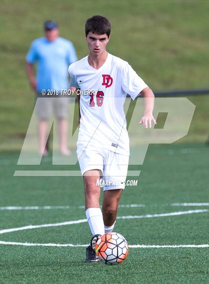 Thumbnail 1 in Carmel Christian vs Davidson Day photogallery.