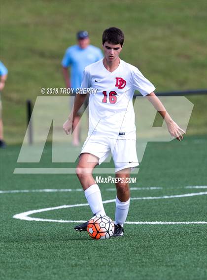 Thumbnail 2 in Carmel Christian vs Davidson Day photogallery.