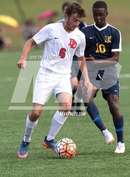 Thumbnail 3 in Carmel Christian vs Davidson Day photogallery.