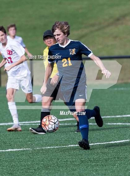 Thumbnail 1 in Carmel Christian vs Davidson Day photogallery.
