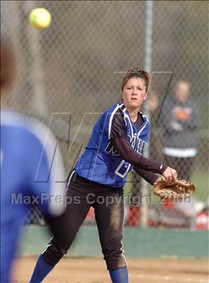 Thumbnail 3 in Napa vs. Rocklin (Pre-Season Tournament of Champions) photogallery.