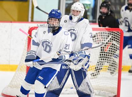 Thumbnail 1 in Ridgefield vs. Darien (CIAC DI Quarterfinal) photogallery.