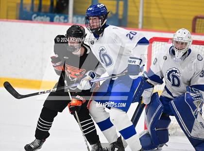 Thumbnail 3 in Ridgefield vs. Darien (CIAC DI Quarterfinal) photogallery.